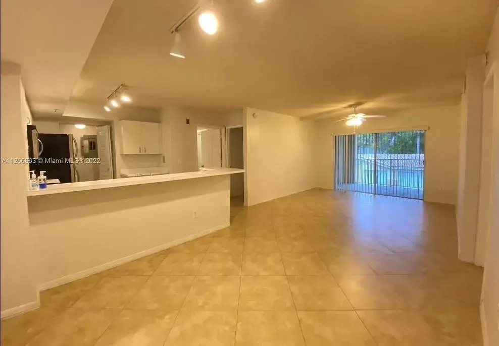 2600 S University Drive # 207, Davie FL 33328