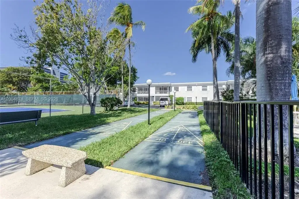 6207 Bay Club Drive # 1, Fort Lauderdale FL 33308 photo 3