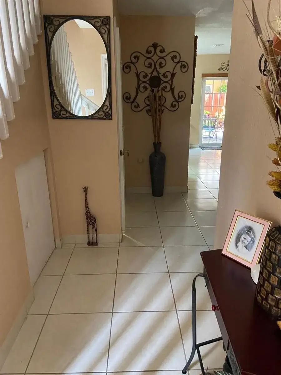 8752 NW 107th Terrace # 8752, Hialeah Gardens FL 33018 photo 3