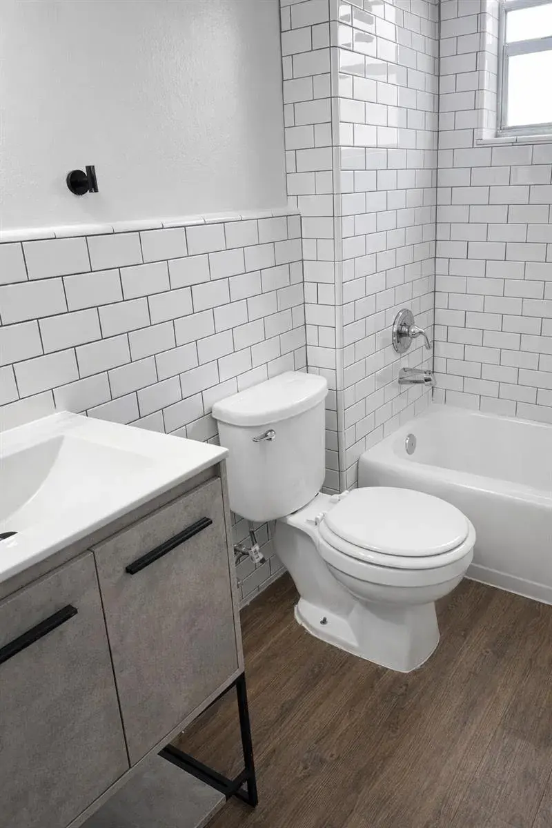 980 NE 169th Street, North Miami Beach FL 33162