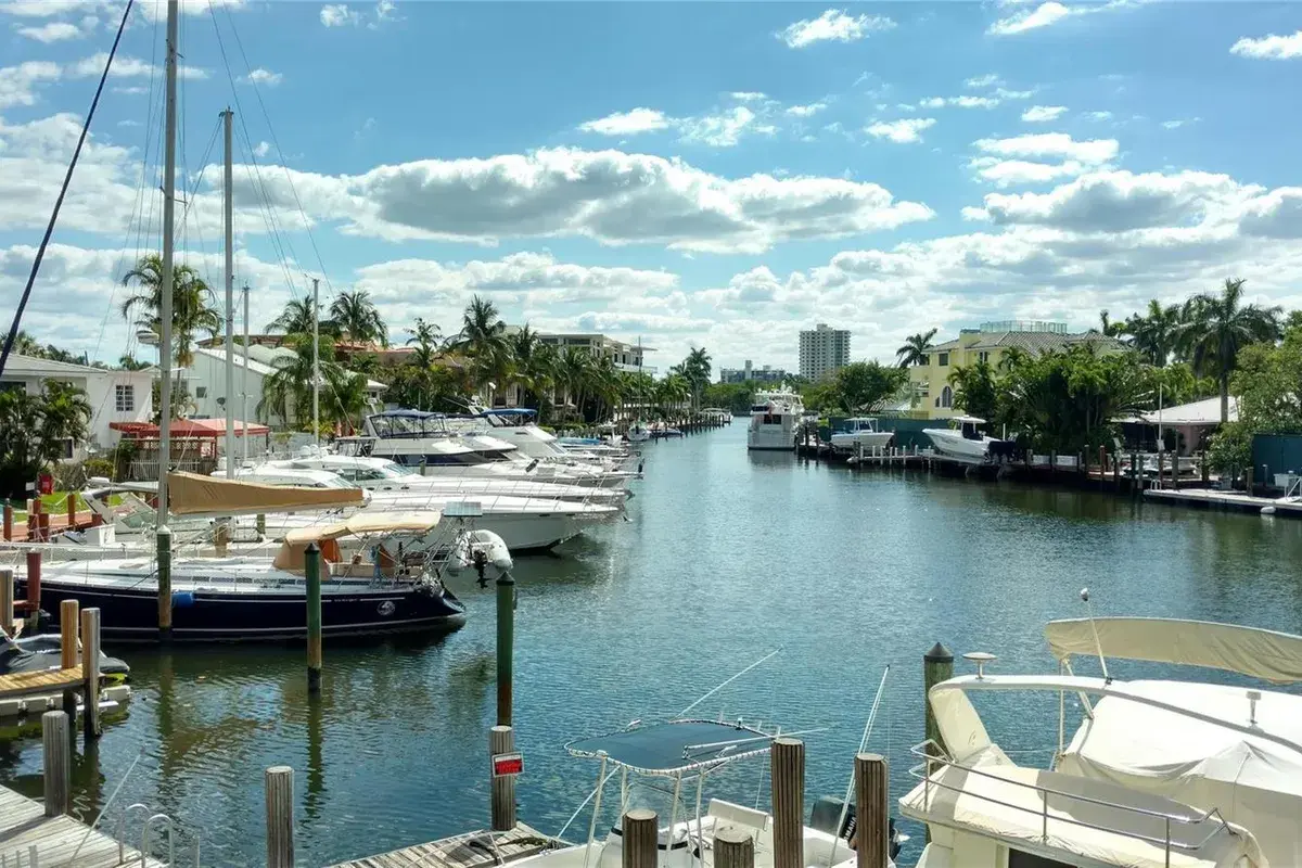 1354 Bayview Drive Unit G, Fort Lauderdale FL 33304