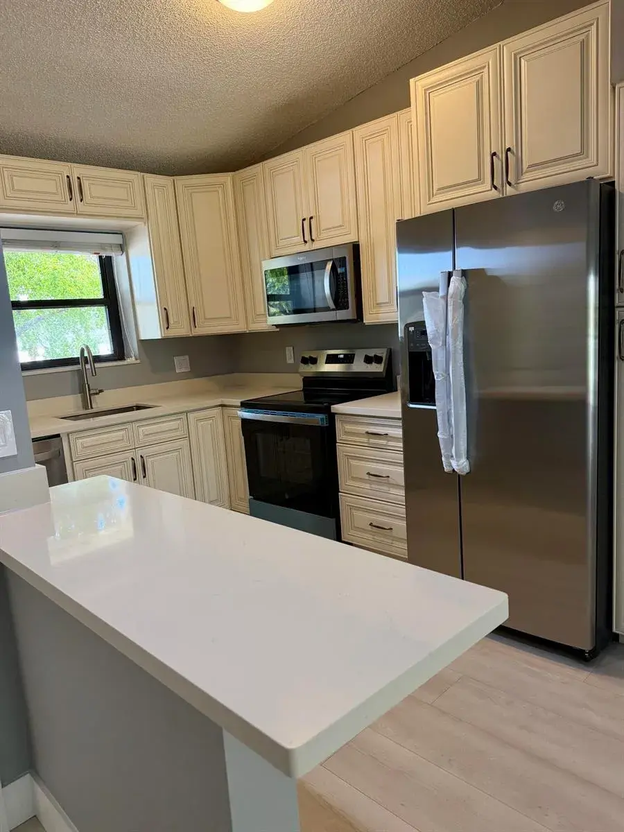 2650 Greenwood Terrace # 2220, Boca Raton FL 33431