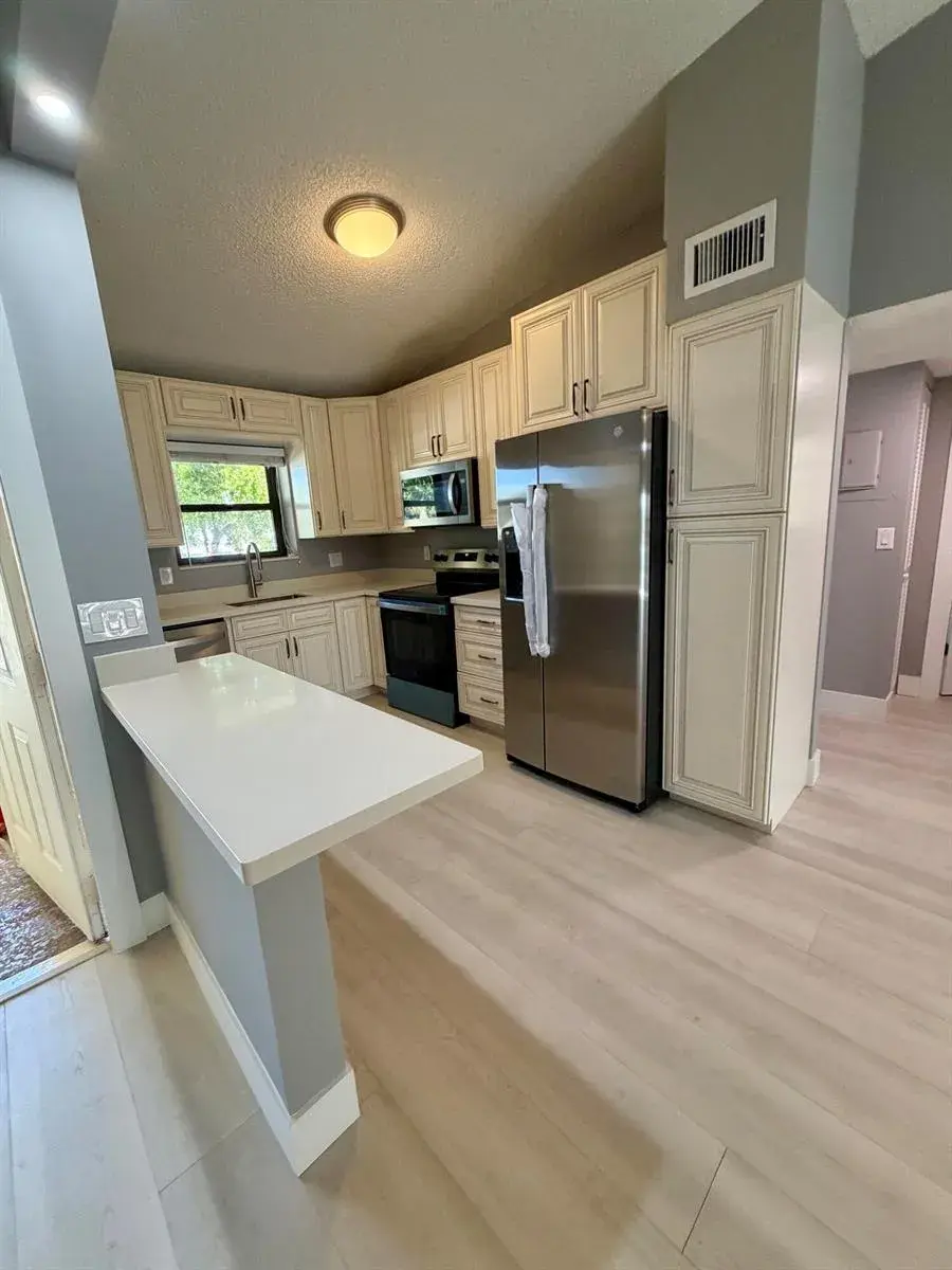 2650 Greenwood Terrace # 2220, Boca Raton FL 33431