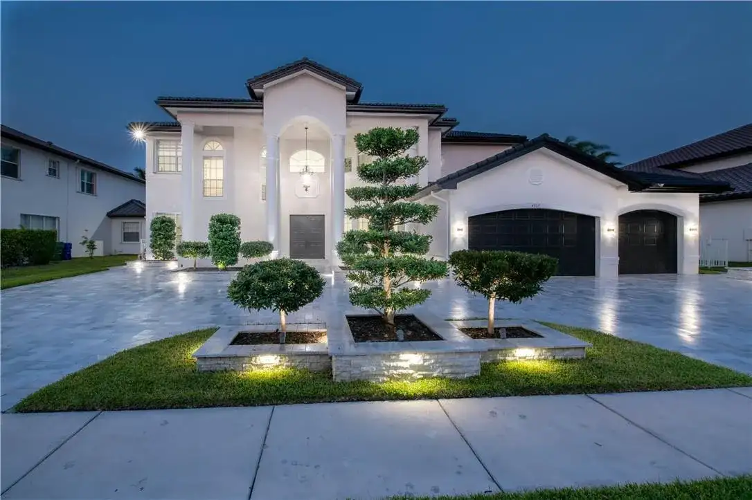 4707 SW 195th Terrace, Miramar FL 33029 photo 3