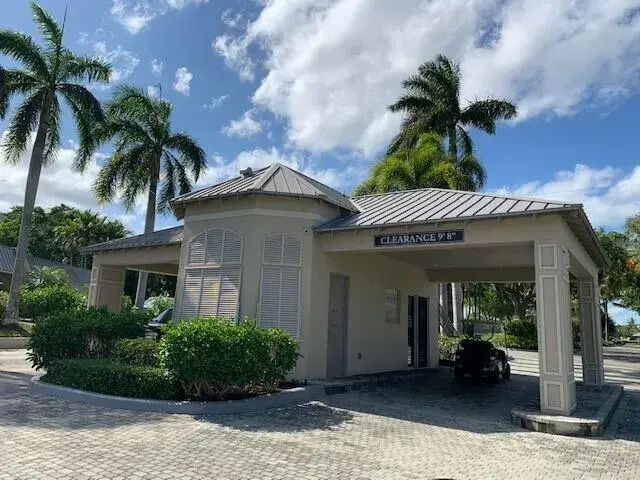 26 Royal Palm Way # 302, Boca Raton FL 33432