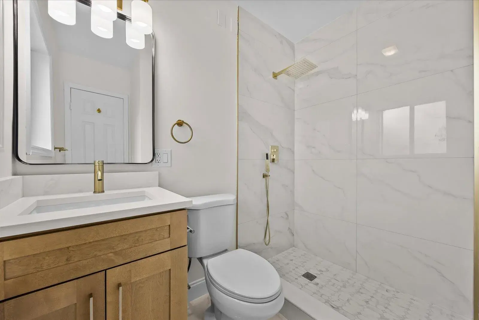 800 SE 13th Court, Deerfield Beach FL 33441