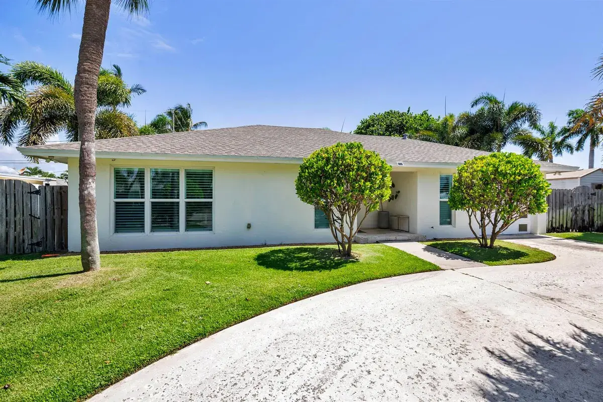 202 Maryland Drive, FL 33460