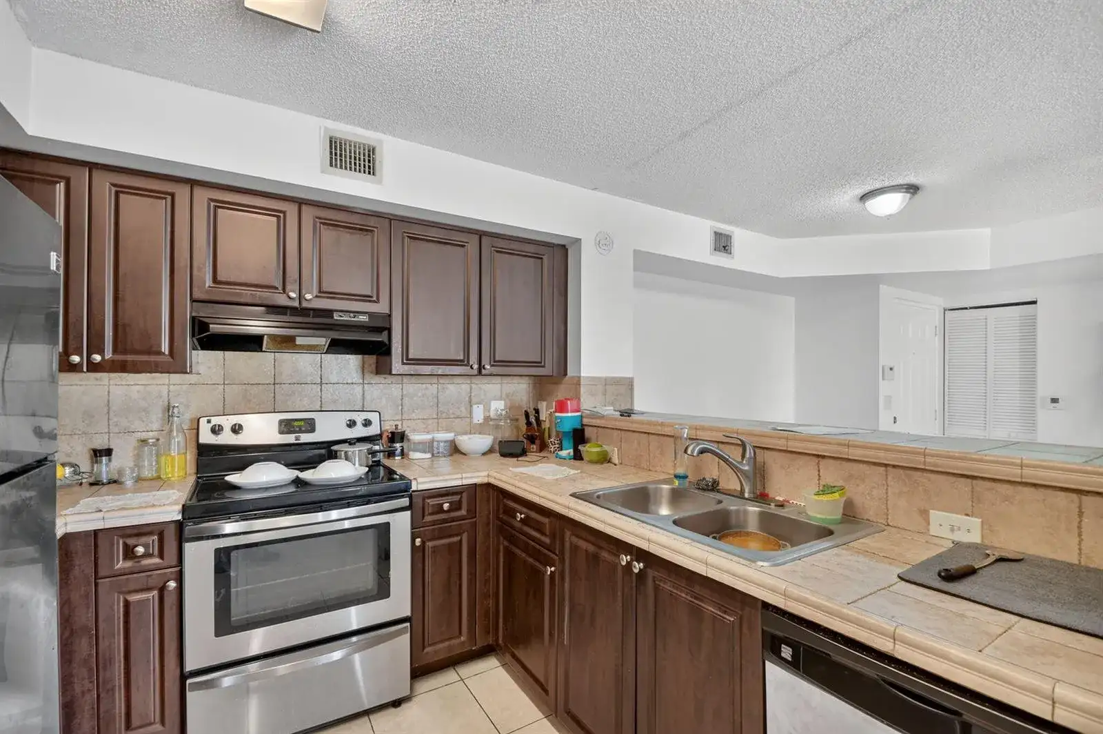 1733 Village Boulevard # 105, West Palm Beach FL 33409 photo 3