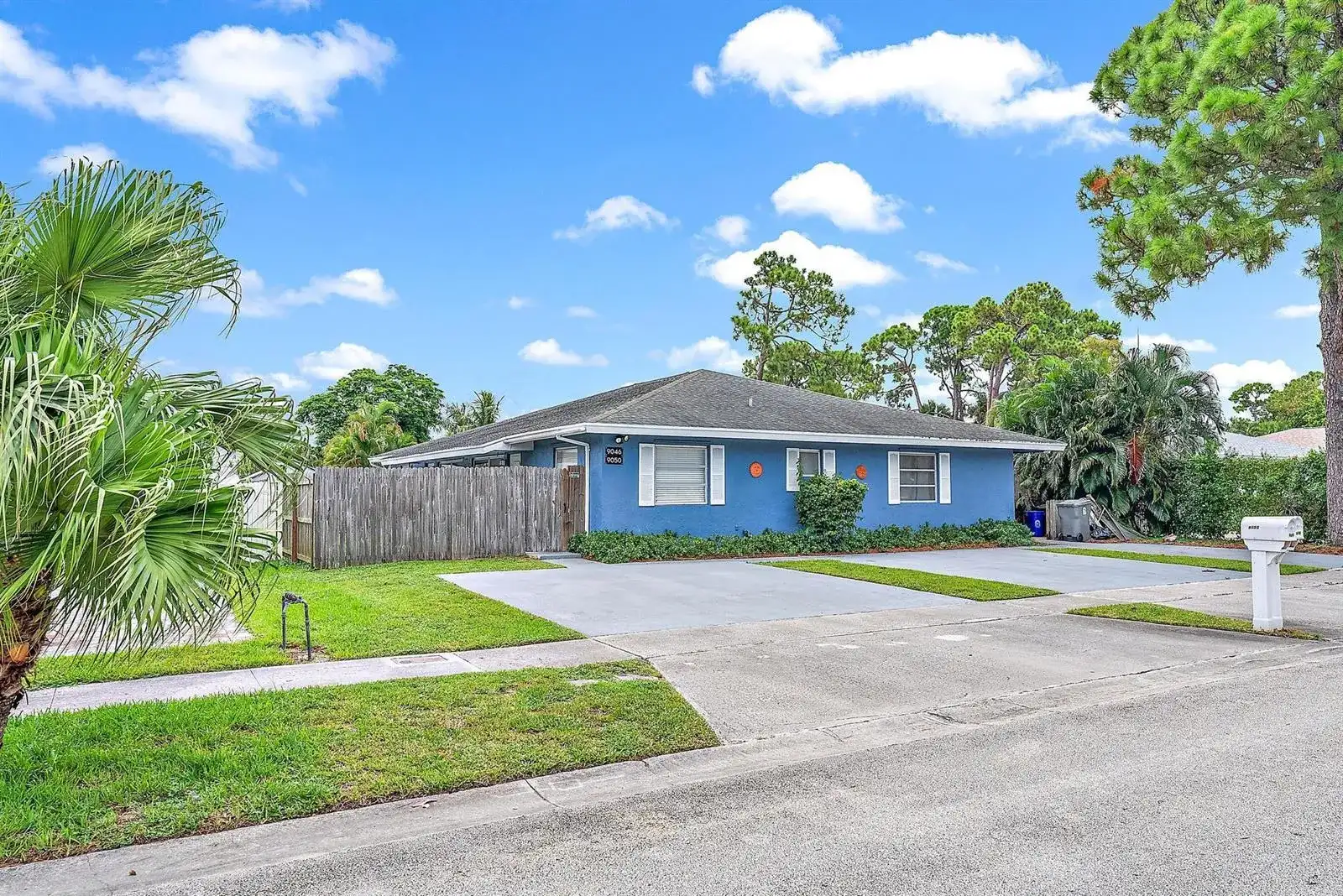 9050 E Highland Pines Boulevard, Palm Beach Gardens FL 33418