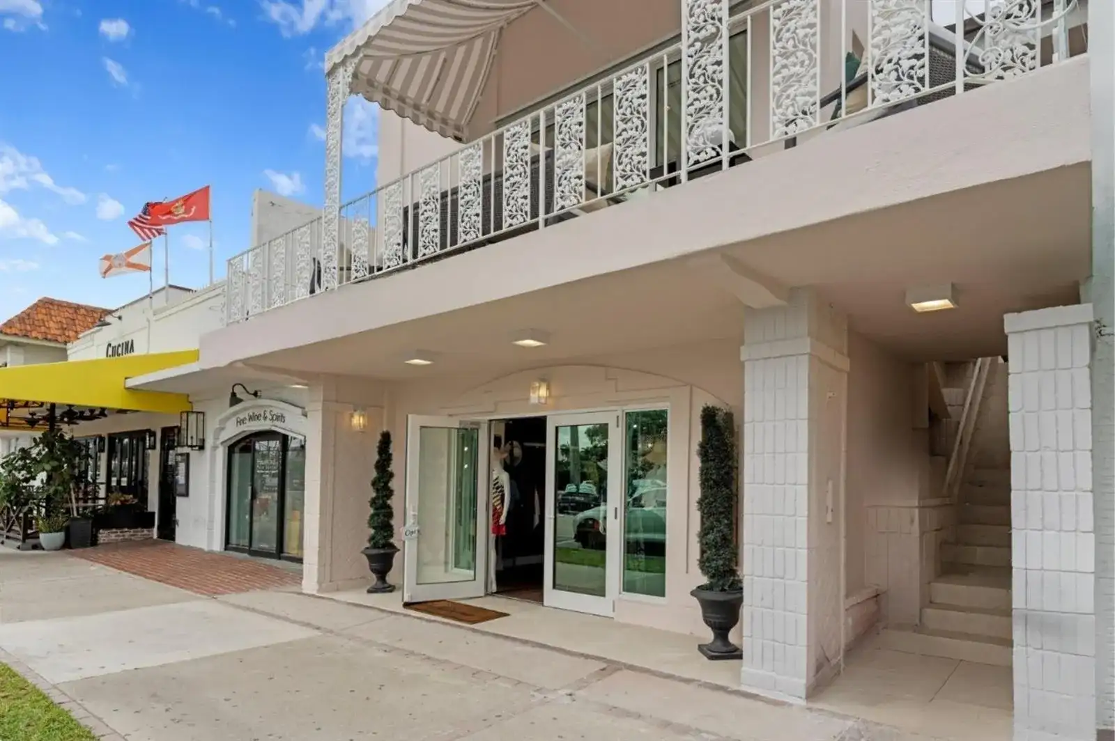 255 Royal Poinciana Way, Palm Beach FL 33480 photo 2