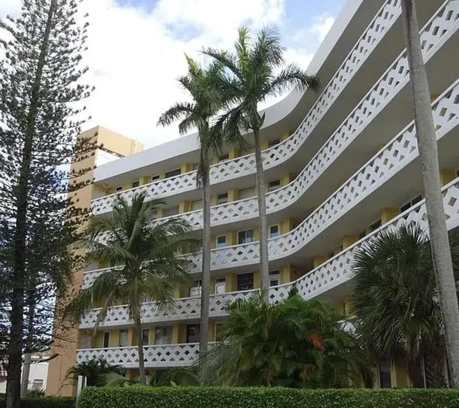 2400 NE 9th Street # 402, Fort Lauderdale FL 33304