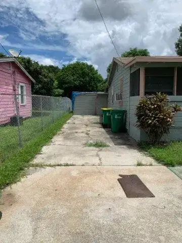 242 A Lane, Cocoa FL 32926 photo 3