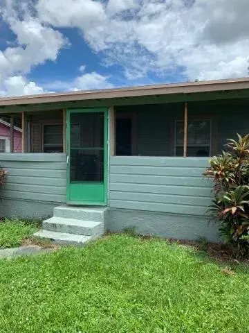 242 A Lane, Cocoa FL 32926