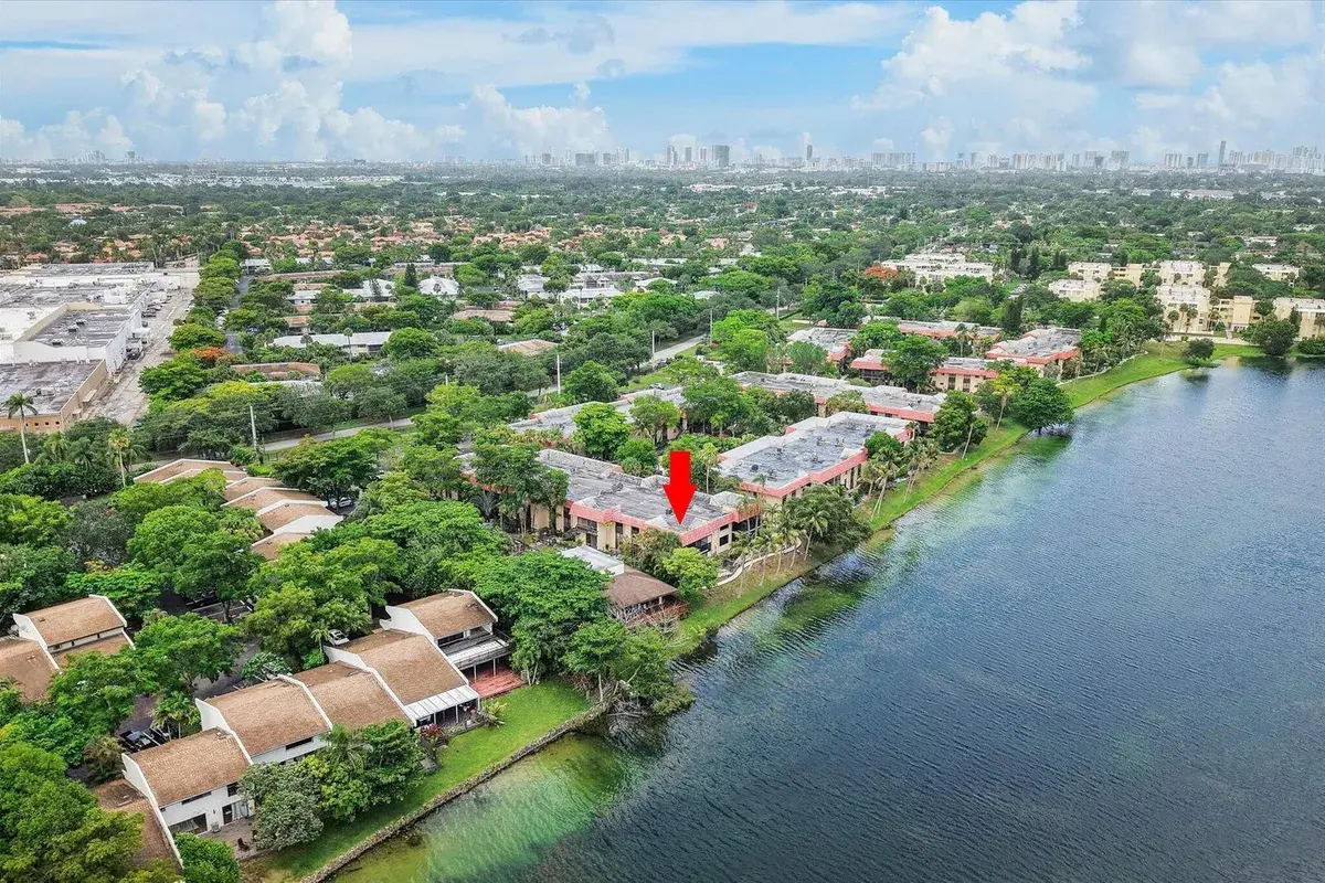 740 NE 199th Street # 205g, Miami FL 33179