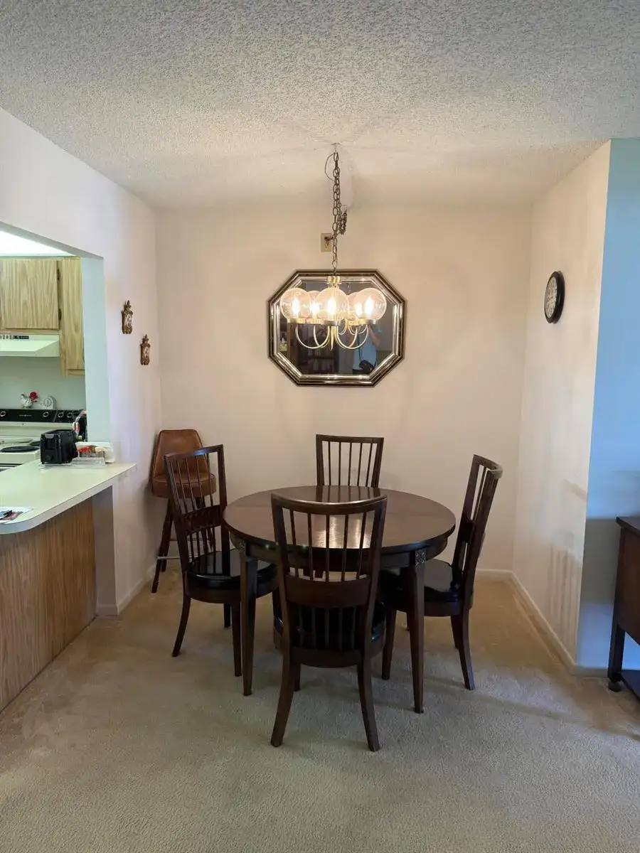 422 Pine Glen Lane # 1, FL 33463 photo 3