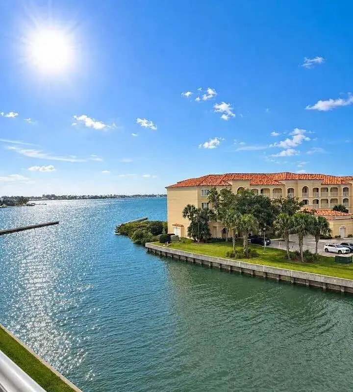 5 Harbour Isle Drive E, Fort Pierce FL 34949