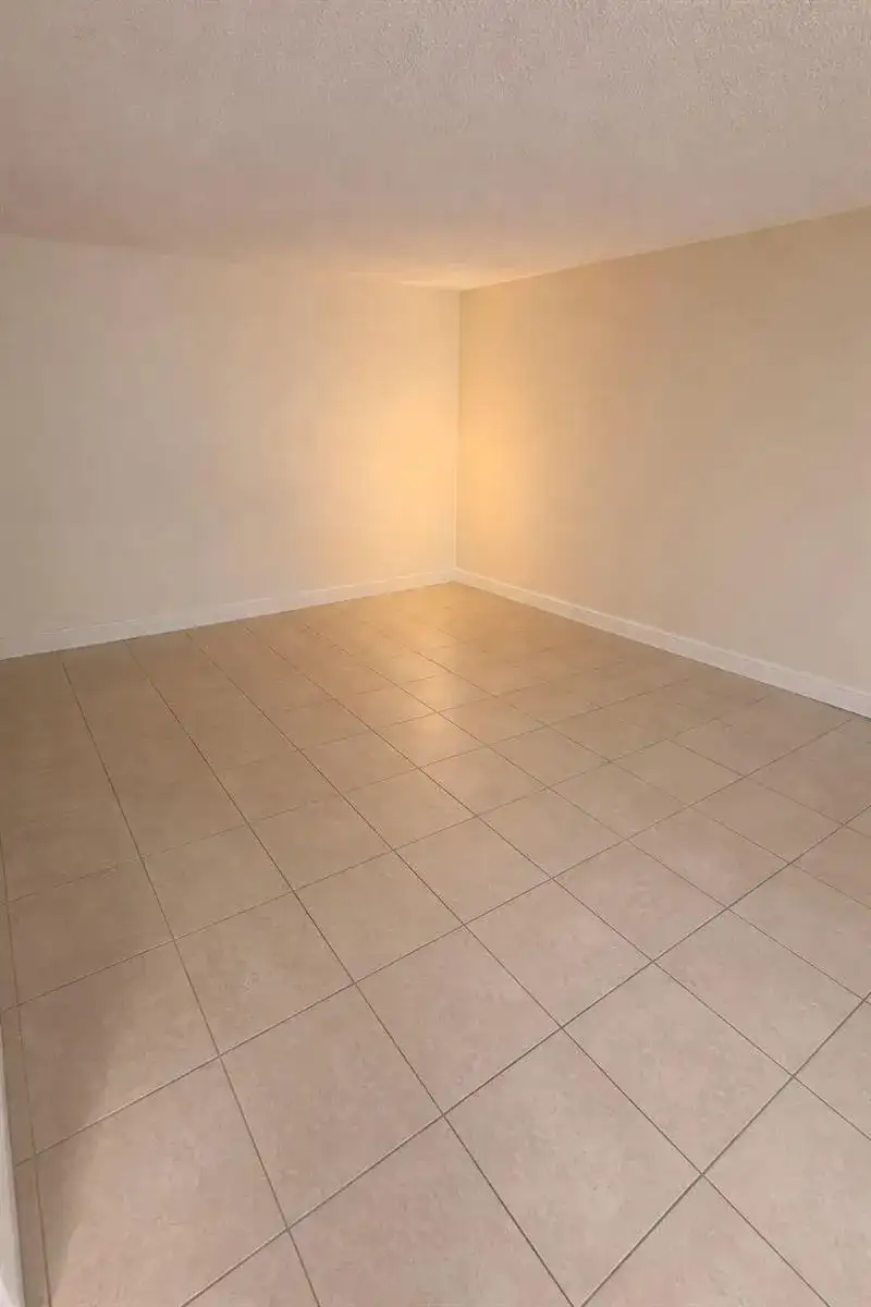 7910 Taft Street # 109, Pembroke Pines FL 33024 photo 4