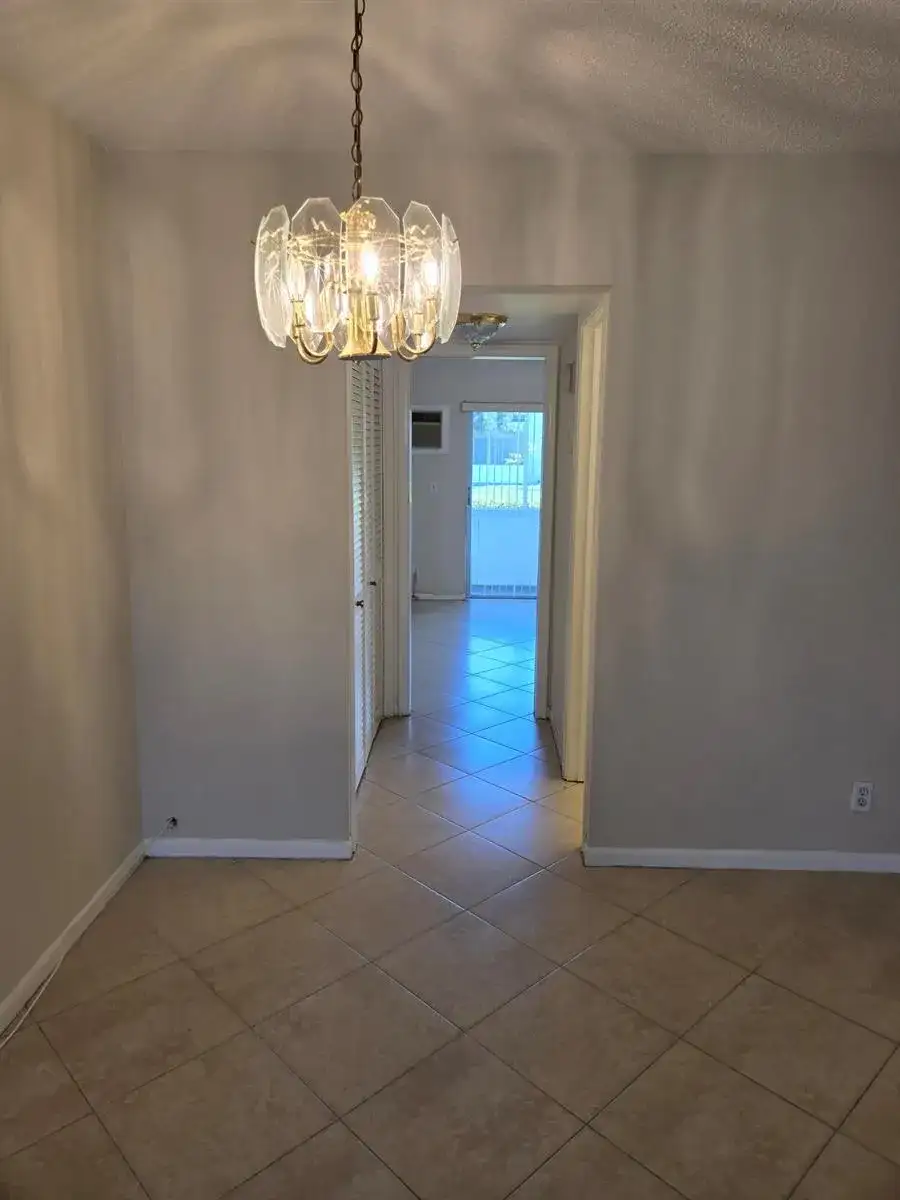 99 Salisbury E, West Palm Beach FL 33417 photo 5