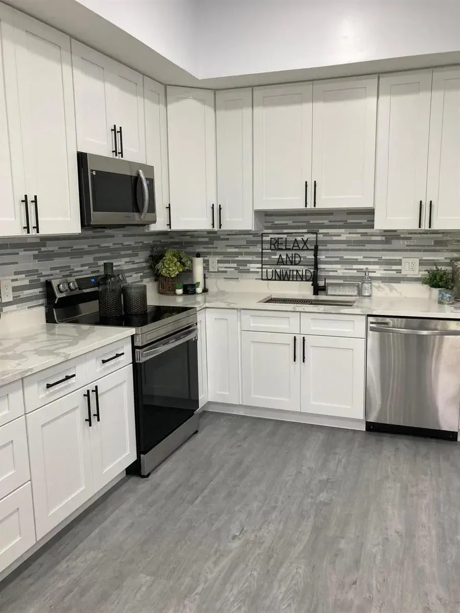 6132 Fairfield Circle # 7, FL 33463