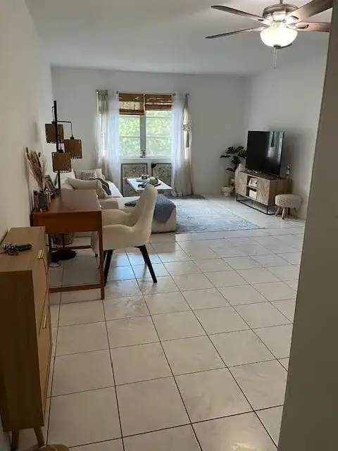 1950 N Andrews Avenue # 210d, Wilton Manors FL 33311 photo 3