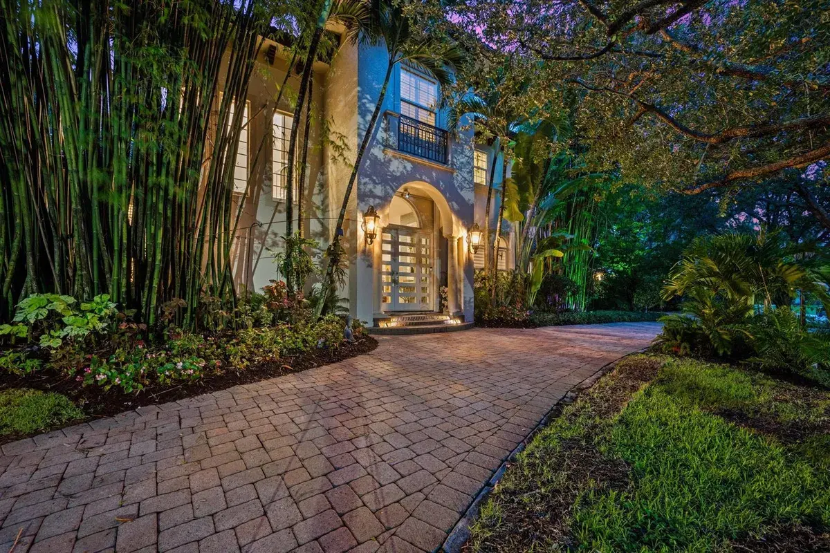 4699 Gleneagles Drive, Boynton Beach FL 33436