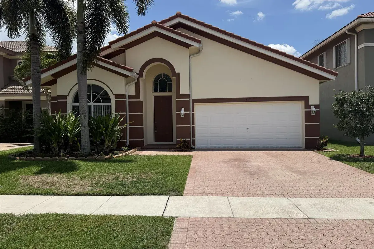 9084 Silver Glen Way, Lake Worth FL 33467
