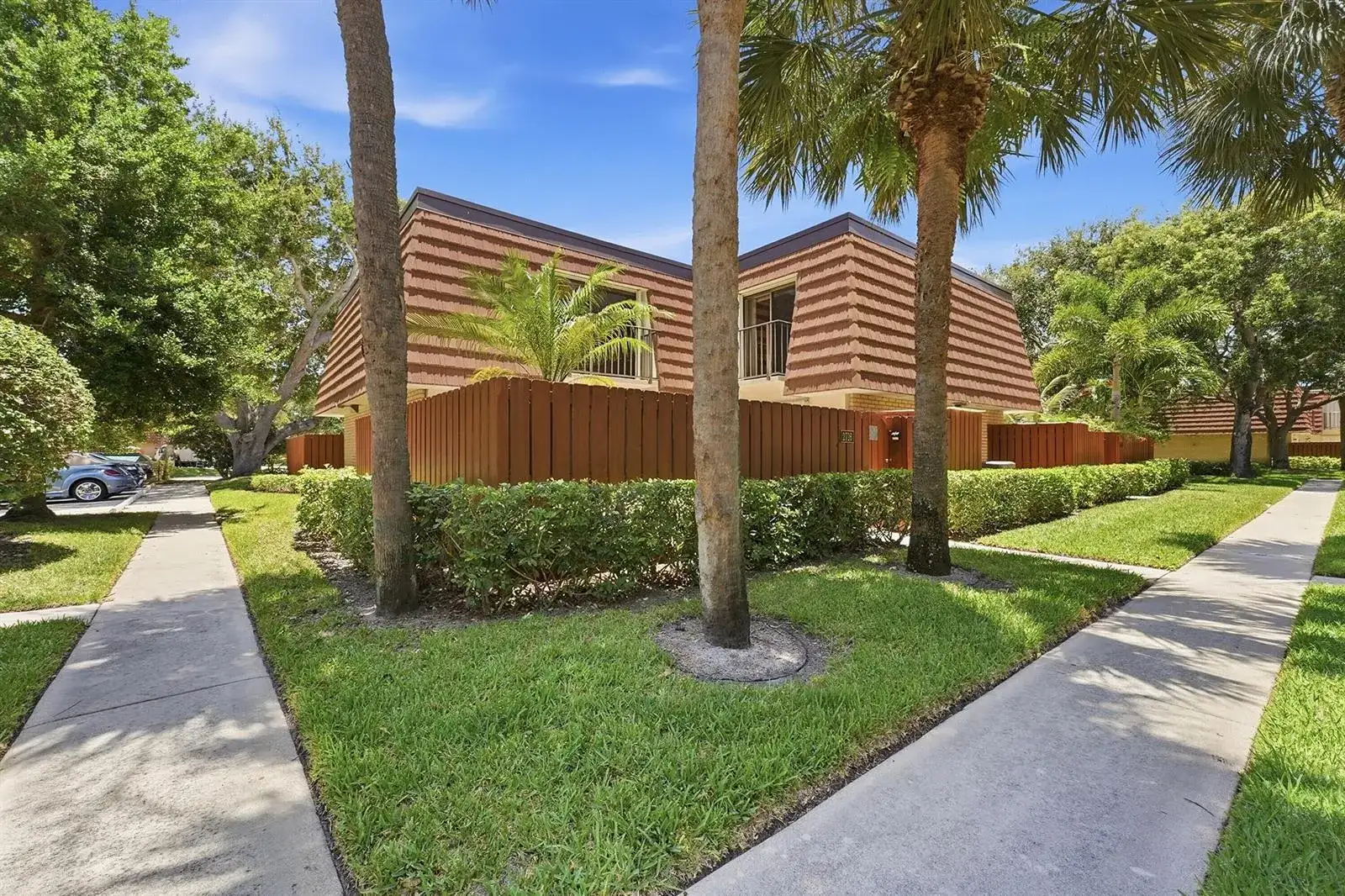 2716 27th Court, Jupiter FL 33477 photo 2