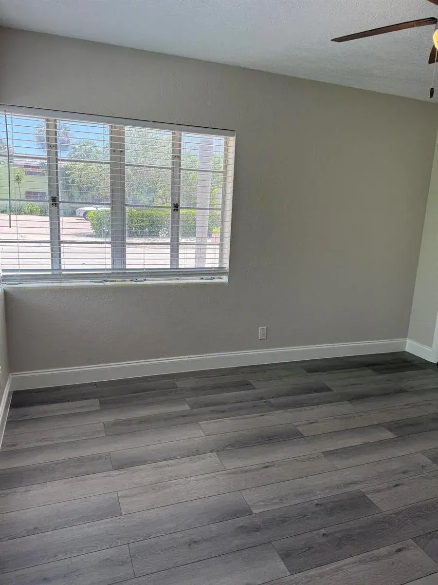 112 Lake Avenue # 1, FL 33460