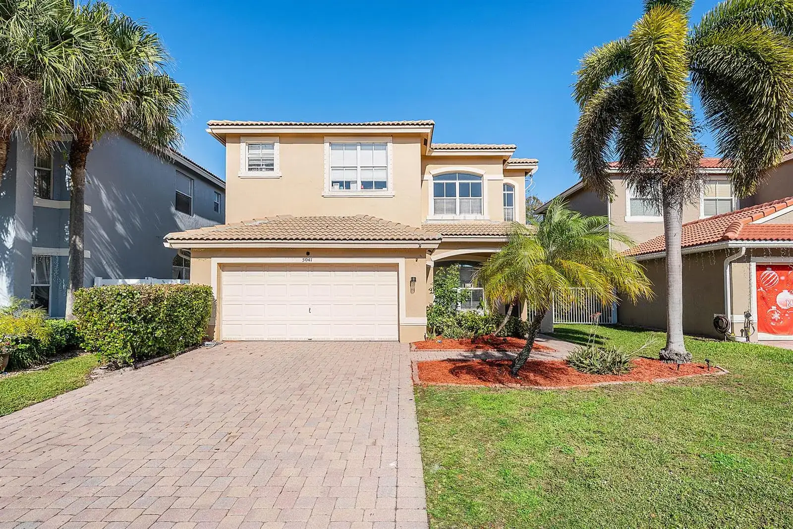 5041 Massy Drive, Lake Worth FL 33463 photo 2