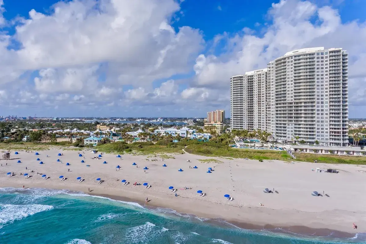 2700 N Ocean Drive # 306b, Singer Island FL 33404