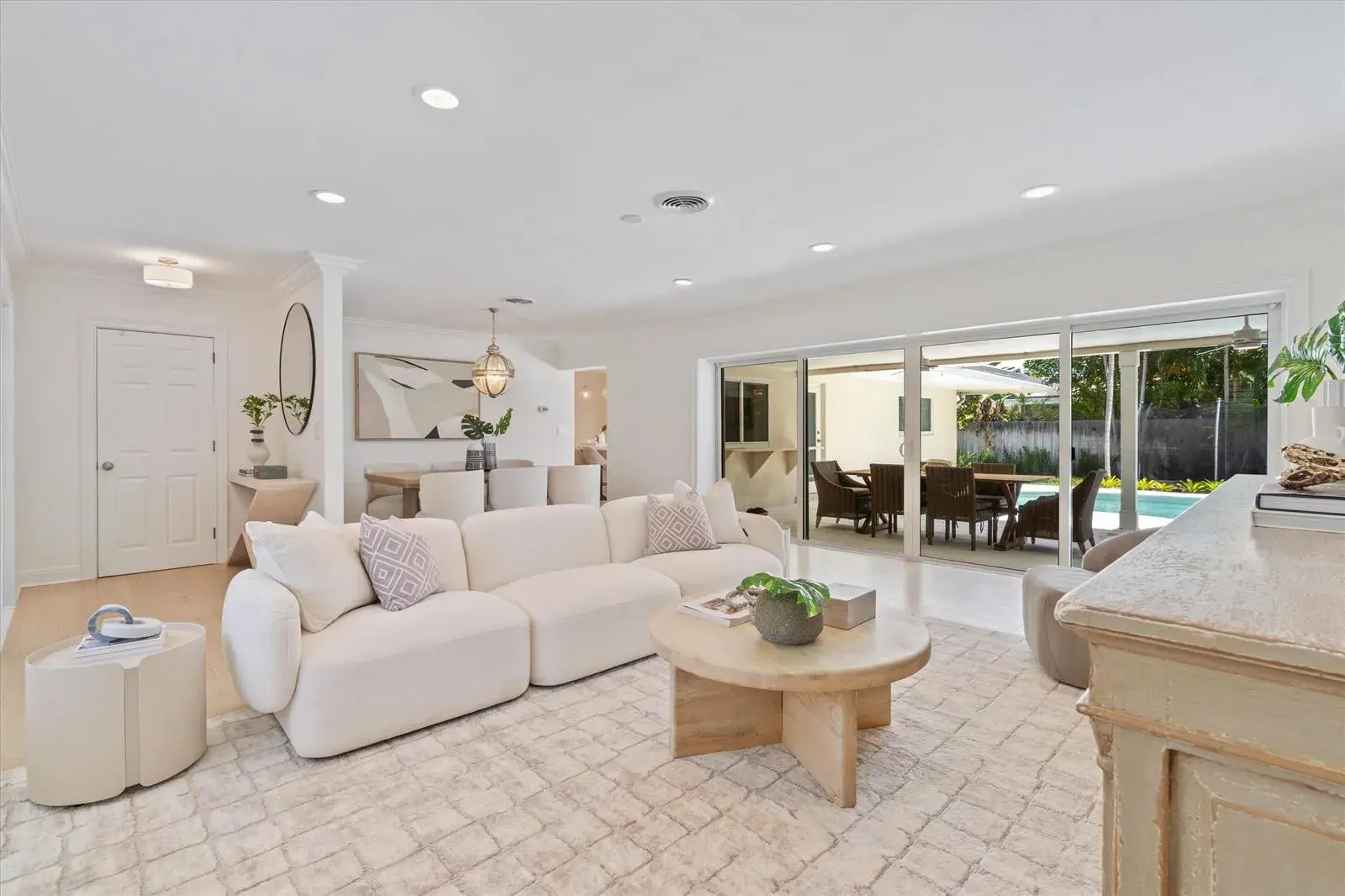 2889 NE 26th Street, Fort Lauderdale FL 33305