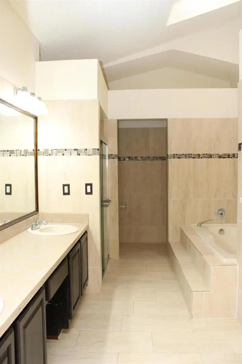7705 Forest Green Lane, Boynton Beach FL 33436