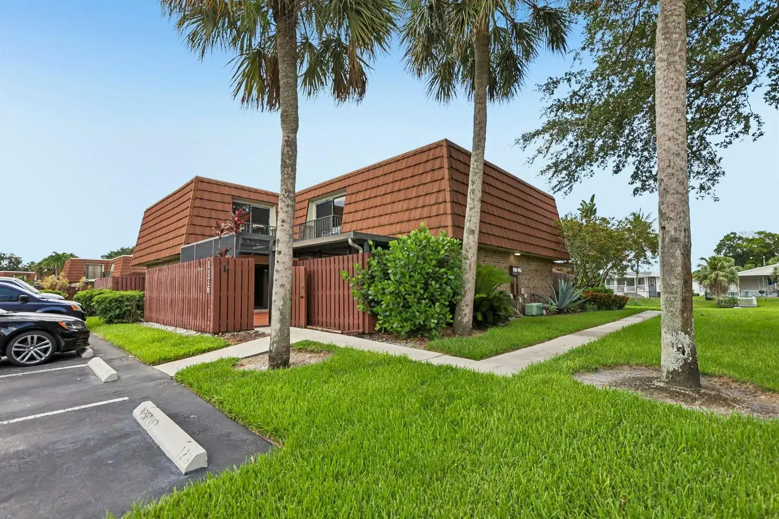 1176 SW 118th Terrace, Davie FL 33325 photo 2