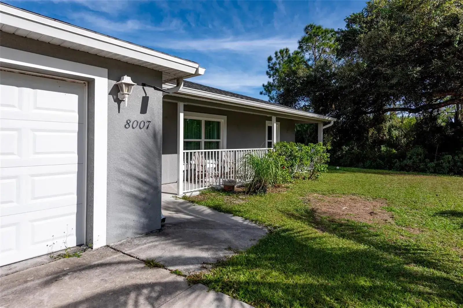 8007 Royal Court, FL 33935 photo 4