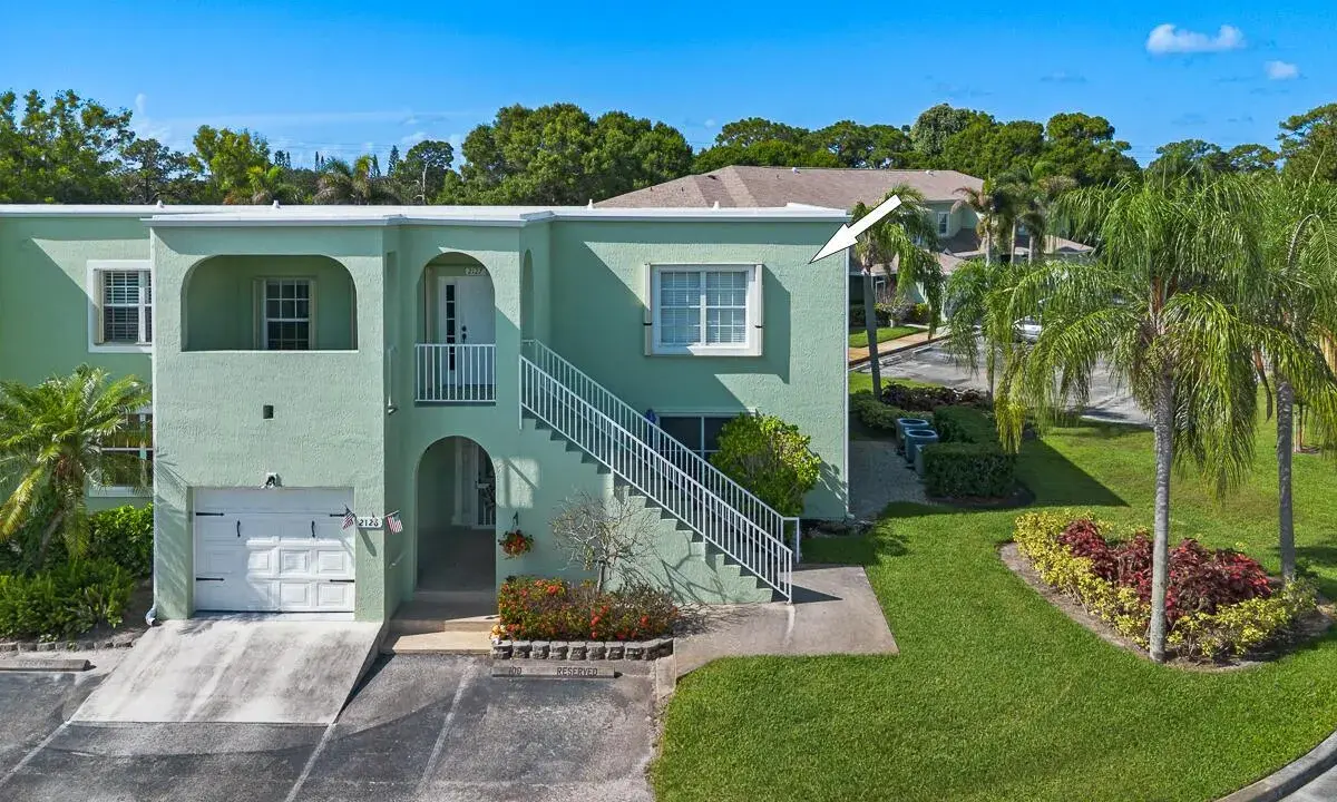 2127 SE Wild Meadow Circle, Port St. Lucie FL 34952