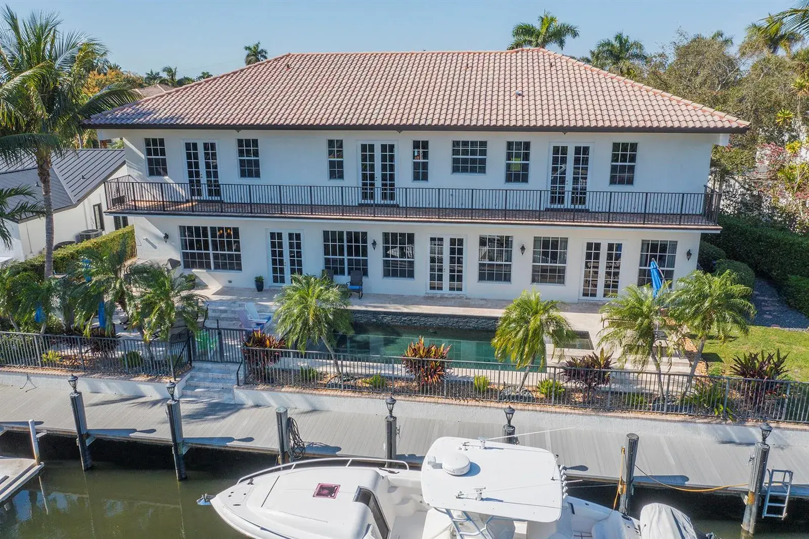 4040 NE 25th Avenue, Lighthouse Point FL 33064