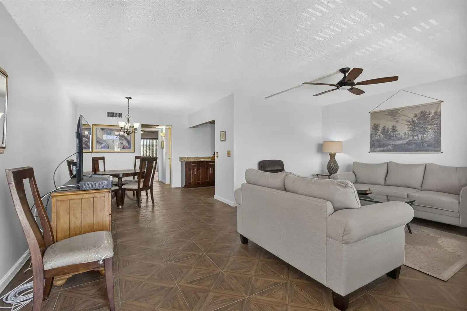 307 Wellington C, West Palm Beach FL 33417 photo 5