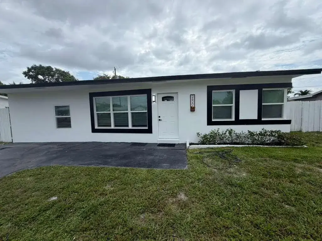 2620 NE 7th Terrace, Pompano Beach FL 33064