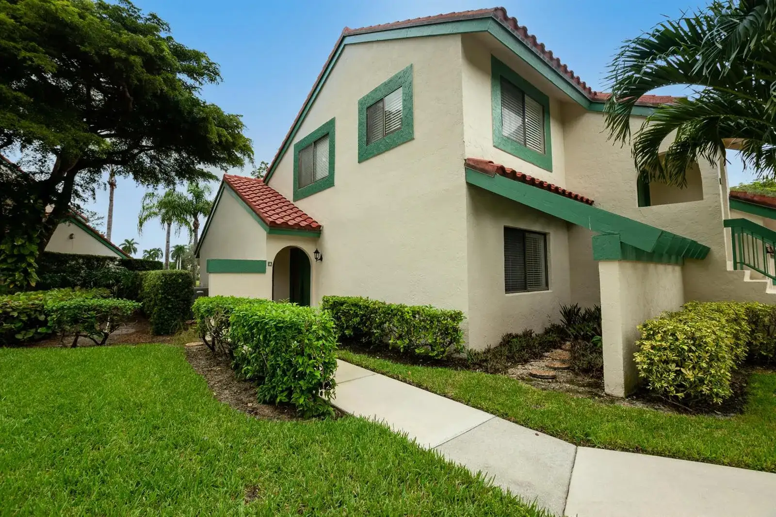 3 Lexington Lane E # A, Palm Beach Gardens FL 33418 photo 2