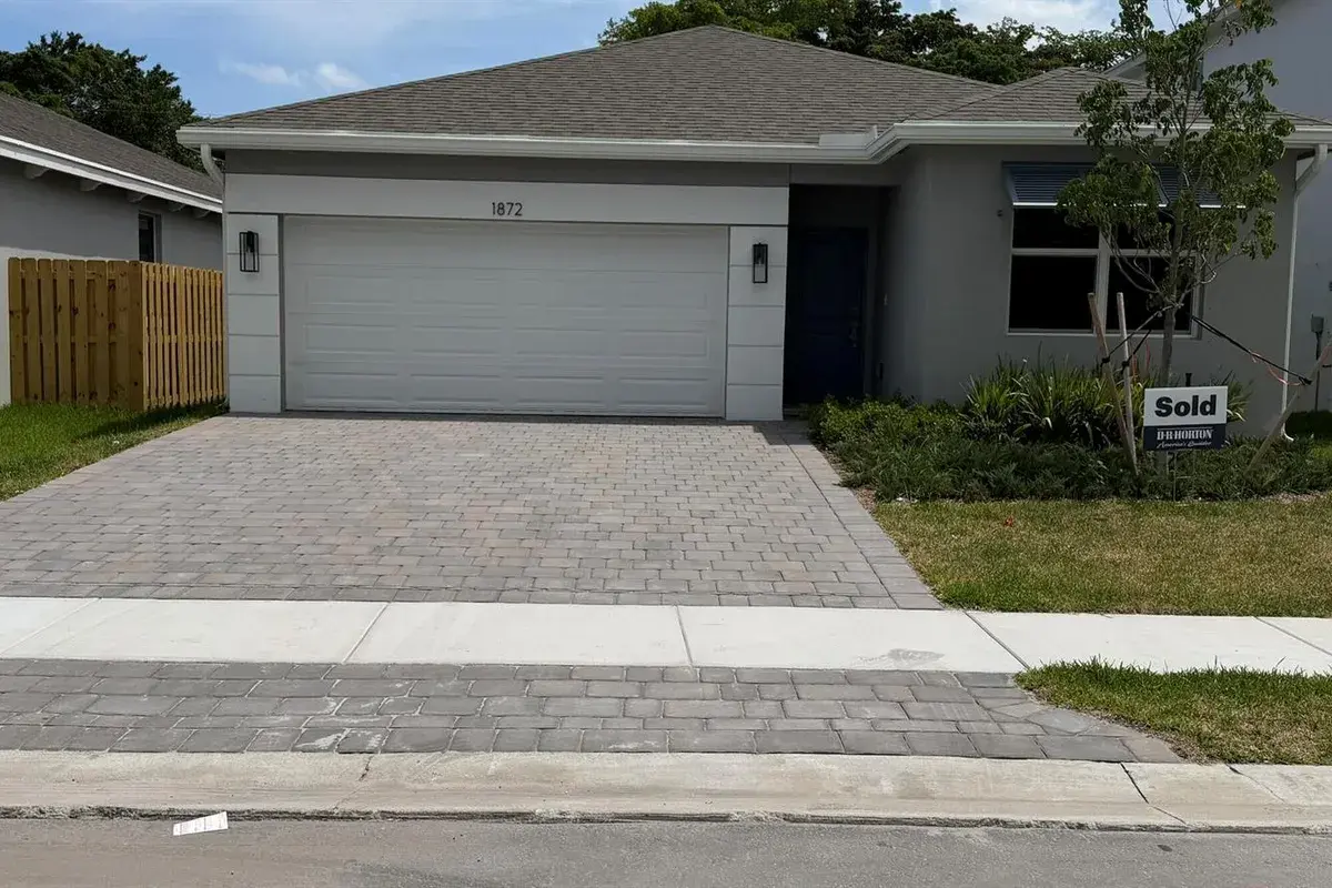 1872 NW 6th Court, Pompano Beach FL 33069