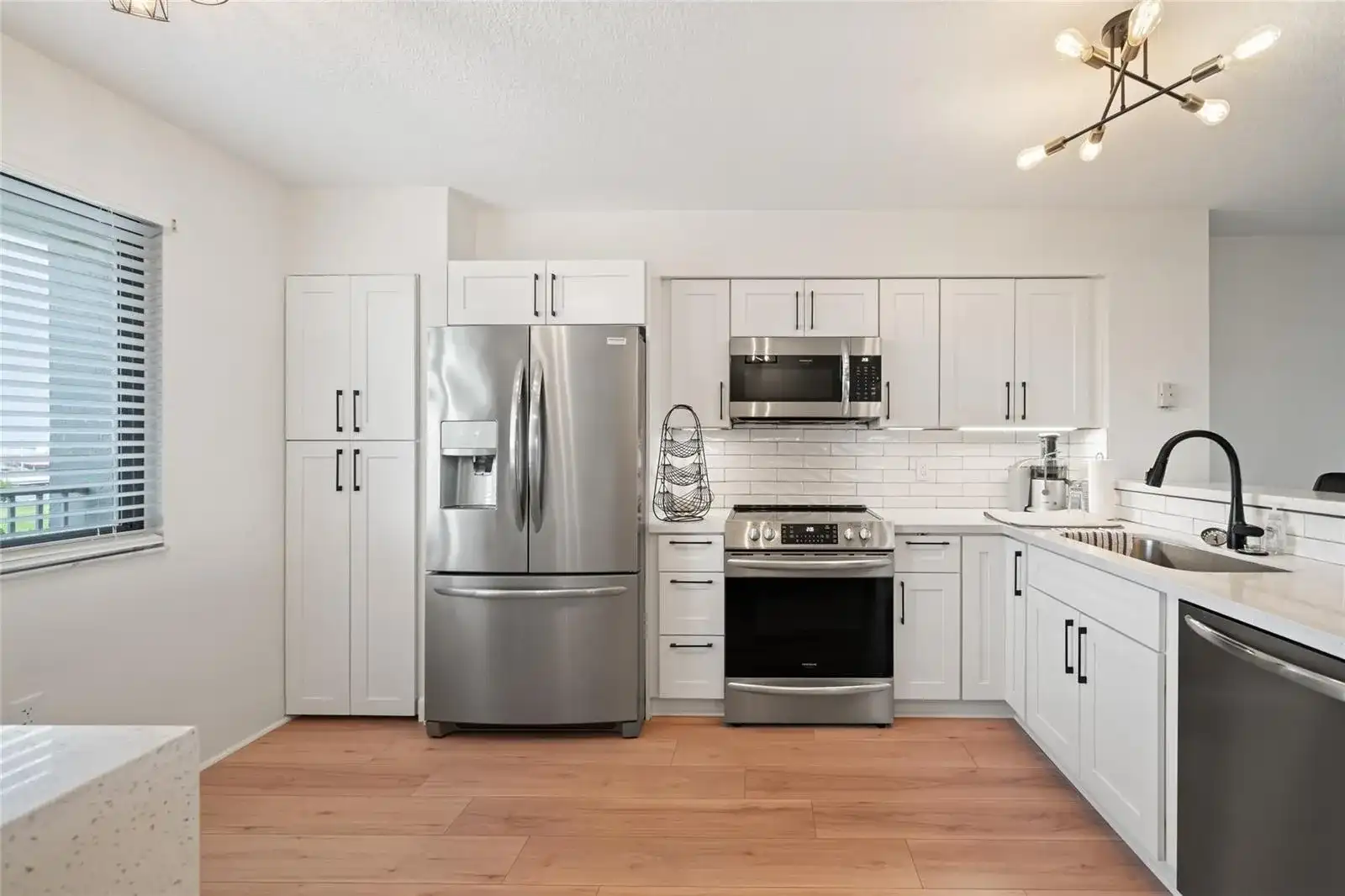 2240 N Cypress Bend Drive # 802, Pompano Beach FL 33069