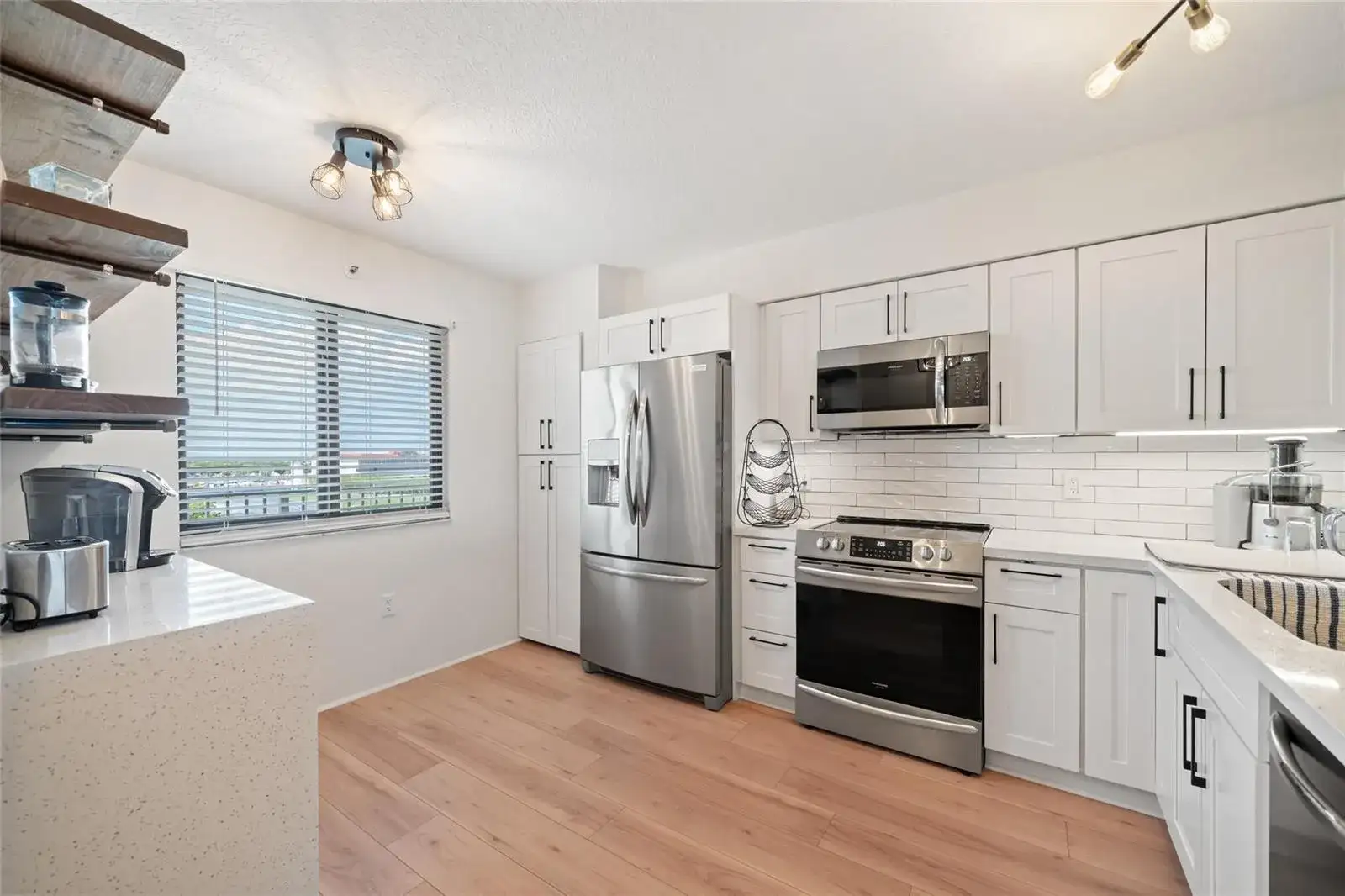 2240 N Cypress Bend Drive # 802, Pompano Beach FL 33069 photo 3