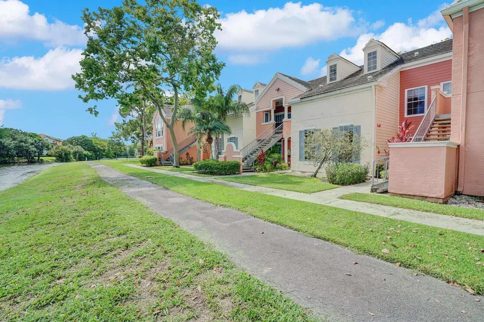 1385 Crystal Way # M, Delray Beach FL 33444