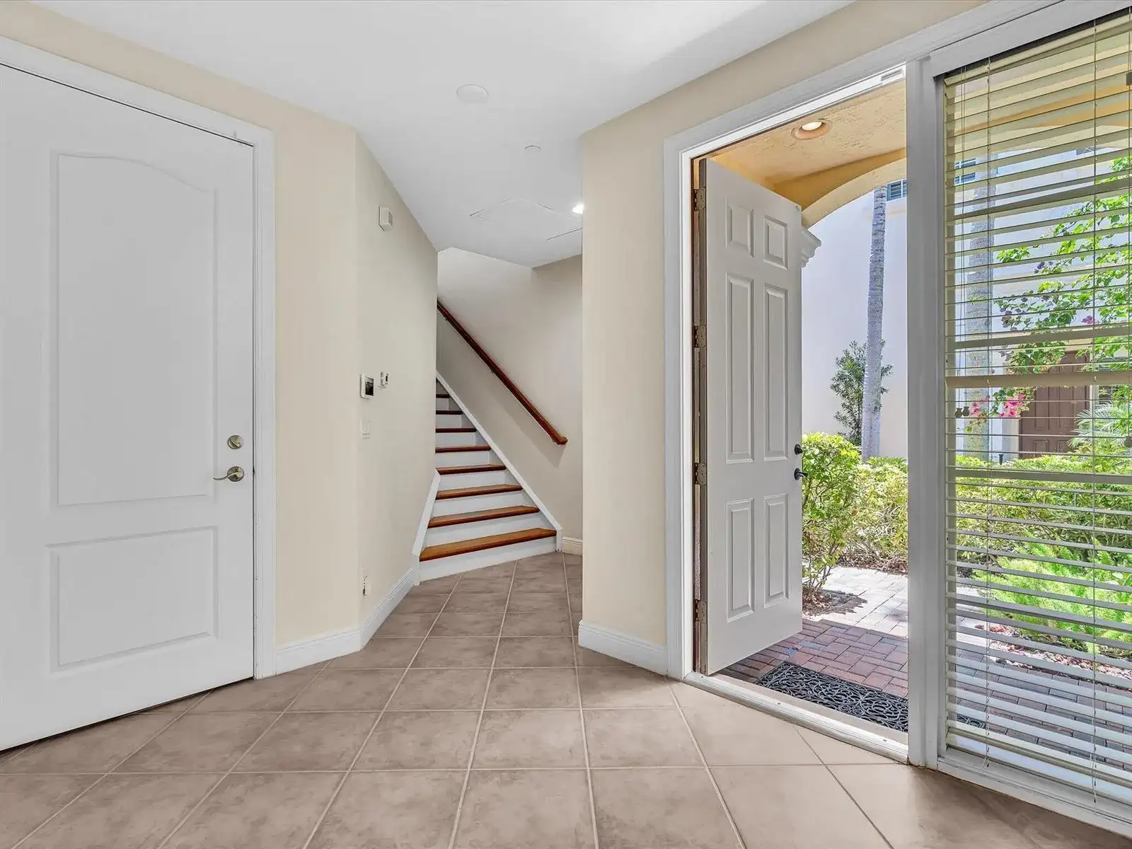 5575 NE Trieste Way, Boca Raton FL 33487 photo 3