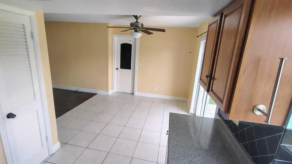 884 SE Solaz Avenue, Port St. Lucie FL 34983 photo 3