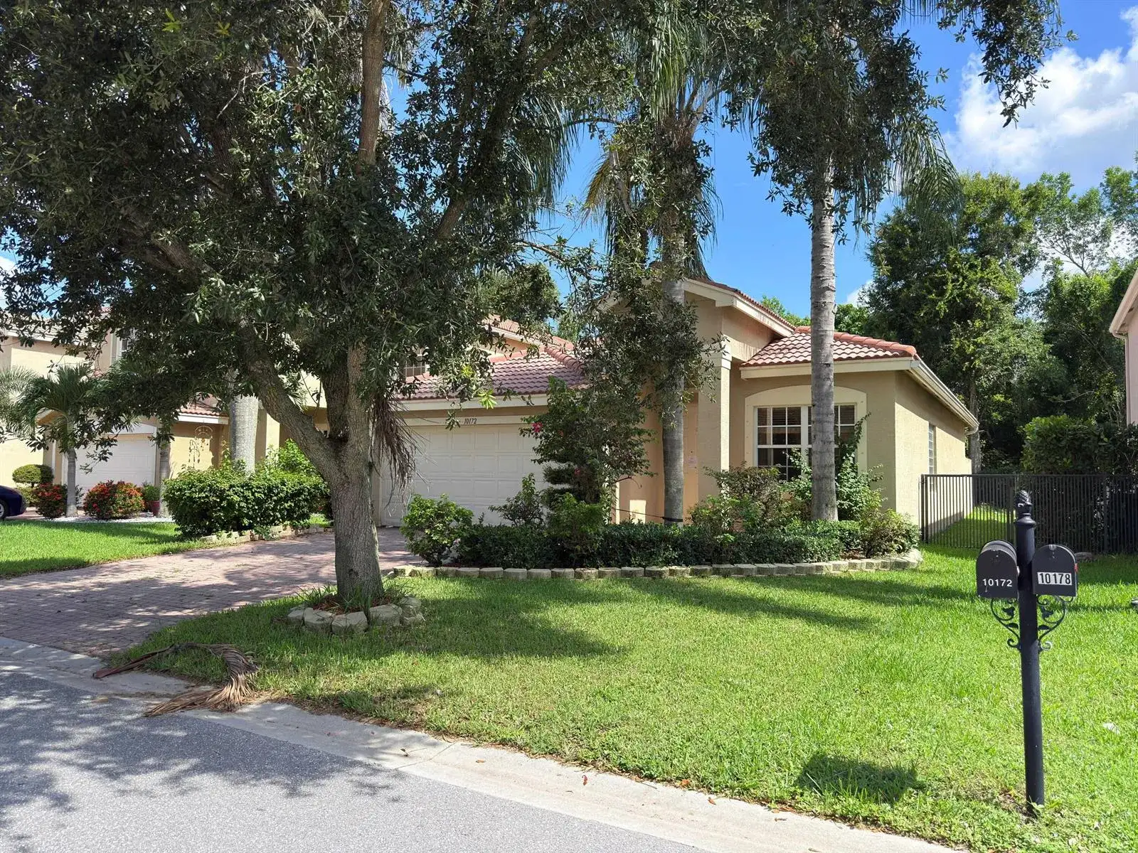 10172 White Water Lily Way, Boynton Beach FL 33437 photo 2