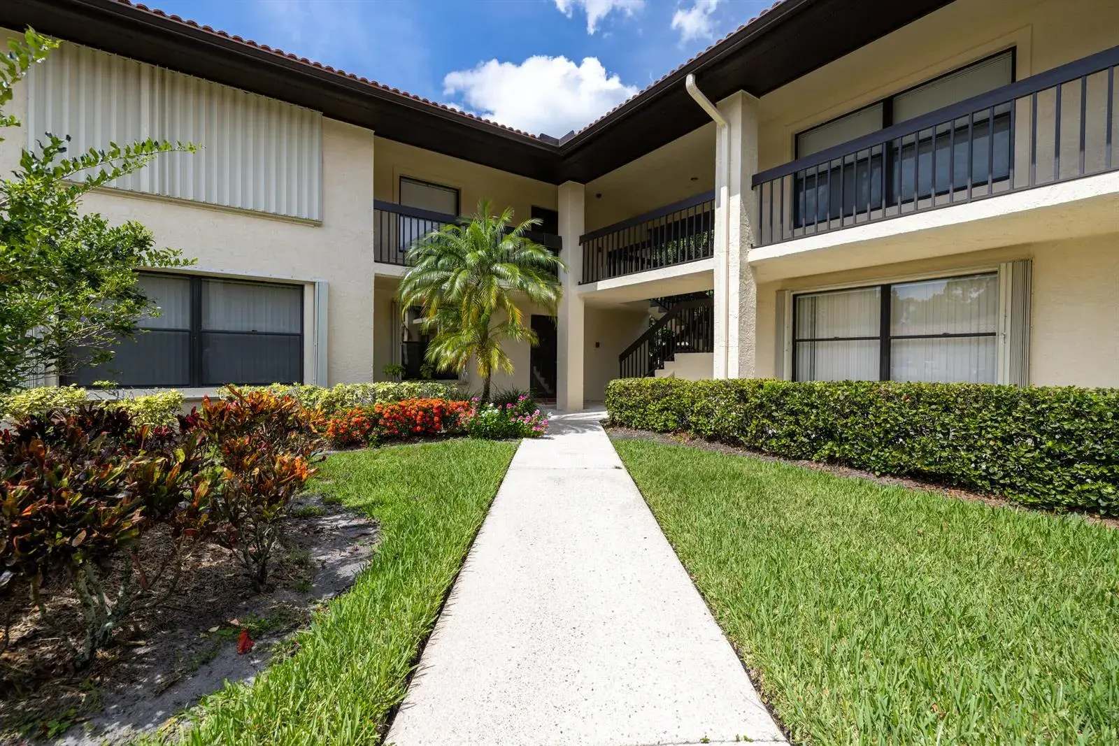 480 SW South River Drive # 106, Stuart FL 34997