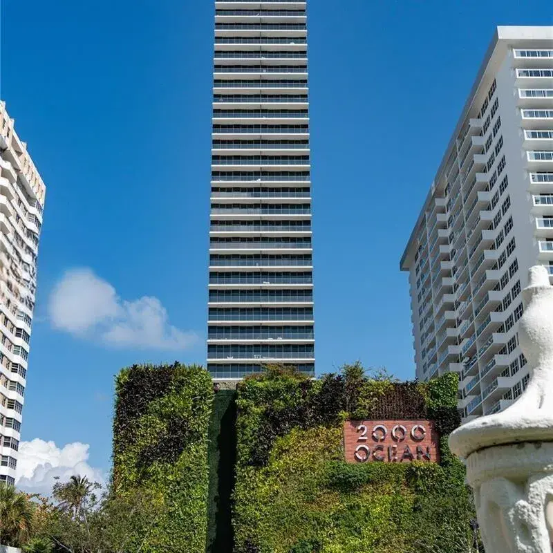 2000 S Ocean Drive SE # 5a, Hallandale Beach FL 33009