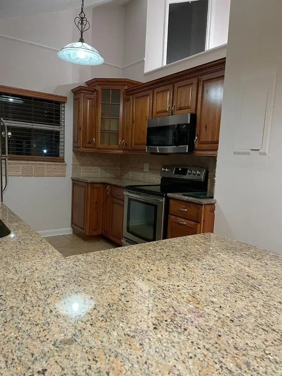 232 Maplecrest Circle, Jupiter FL 33458 photo 3