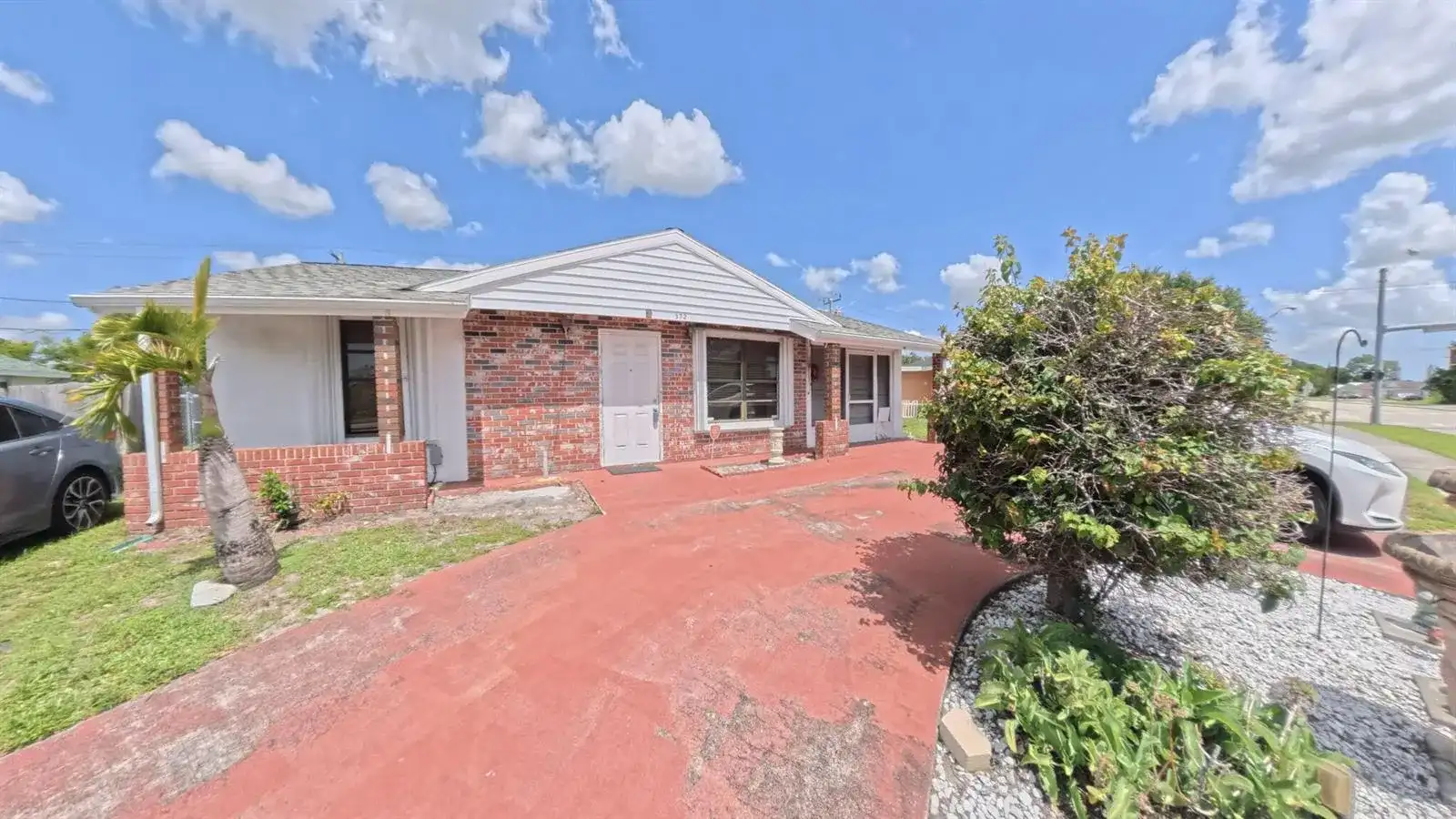 372 NW Airoso Boulevard, Port St. Lucie FL 34983